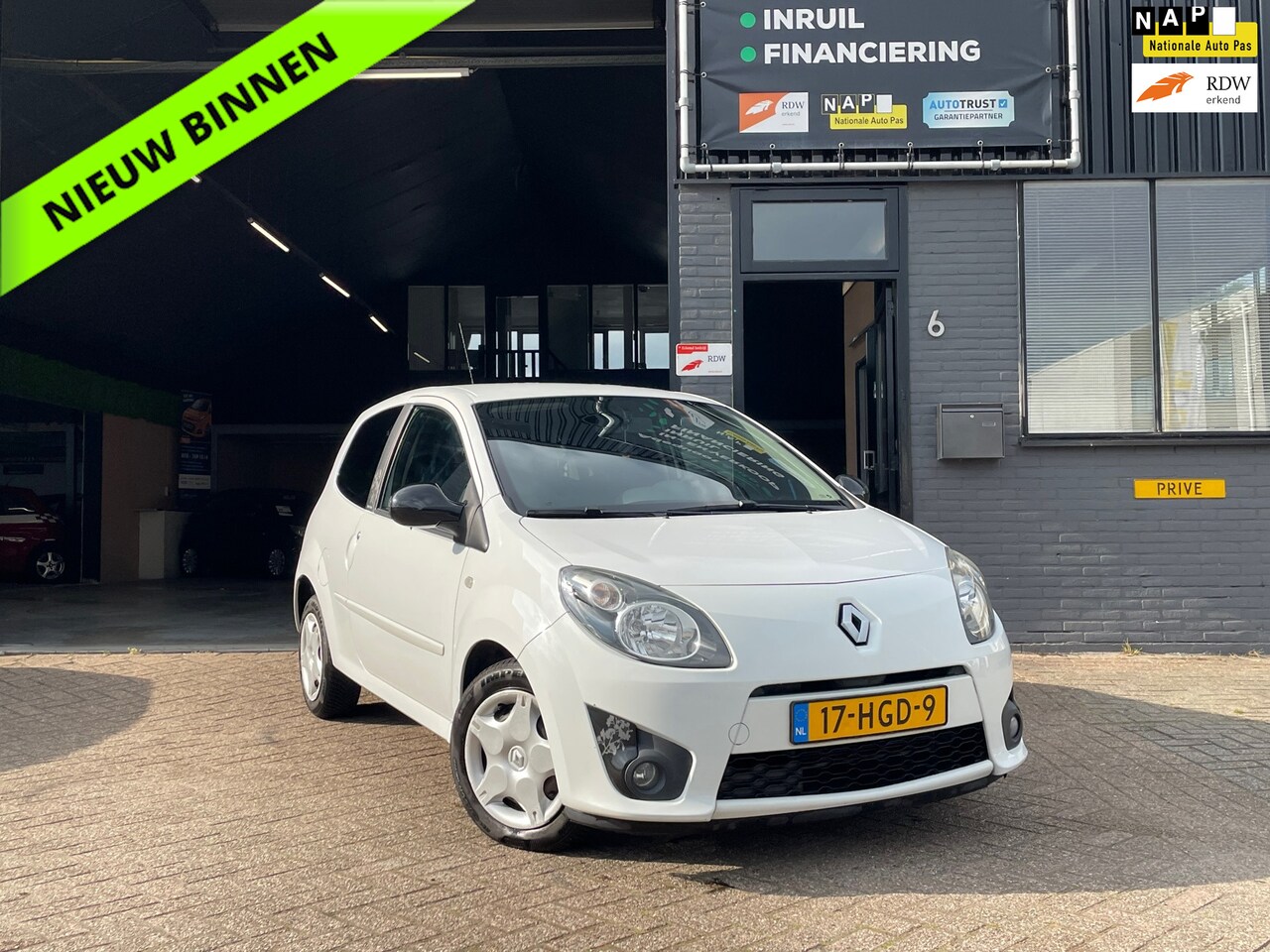 Renault Twingo - 1.2 Night & Day|Airco|Trekhaak|NAP|APK| - AutoWereld.nl