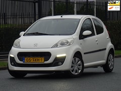 Peugeot 107 - 1.0 Active M2013 5DRS 64DKM/NAP/LED/AIRCO/NW APK