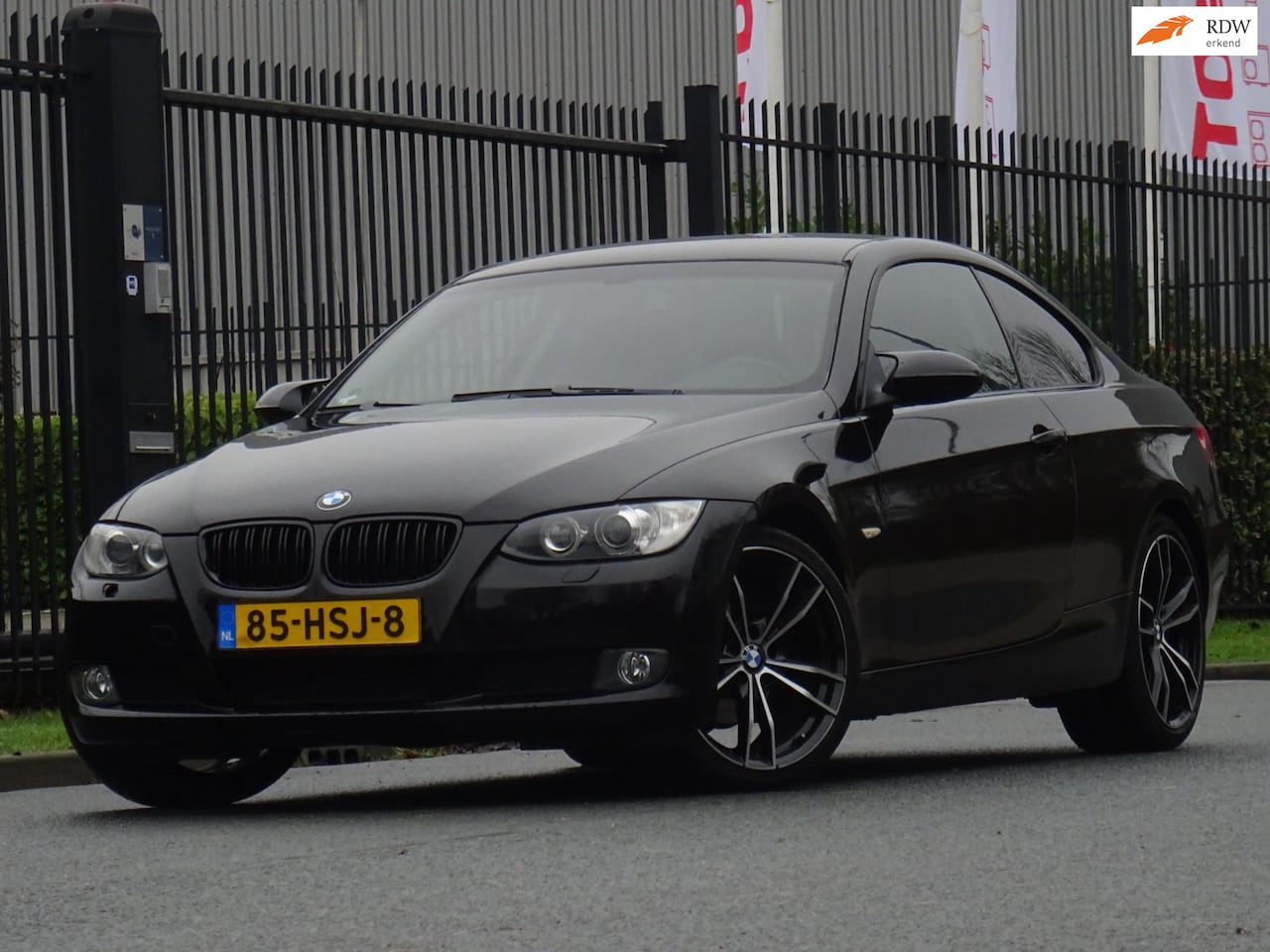 BMW 3-serie Coupé - 320i SPORTUITLAAT XENON/CRUISE/PDC/APK - AutoWereld.nl