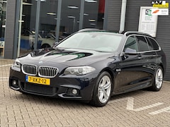 BMW 5-serie Touring - 520i Executive/M-PAKKET/NAVI/XENON/NL-AUTO NAP