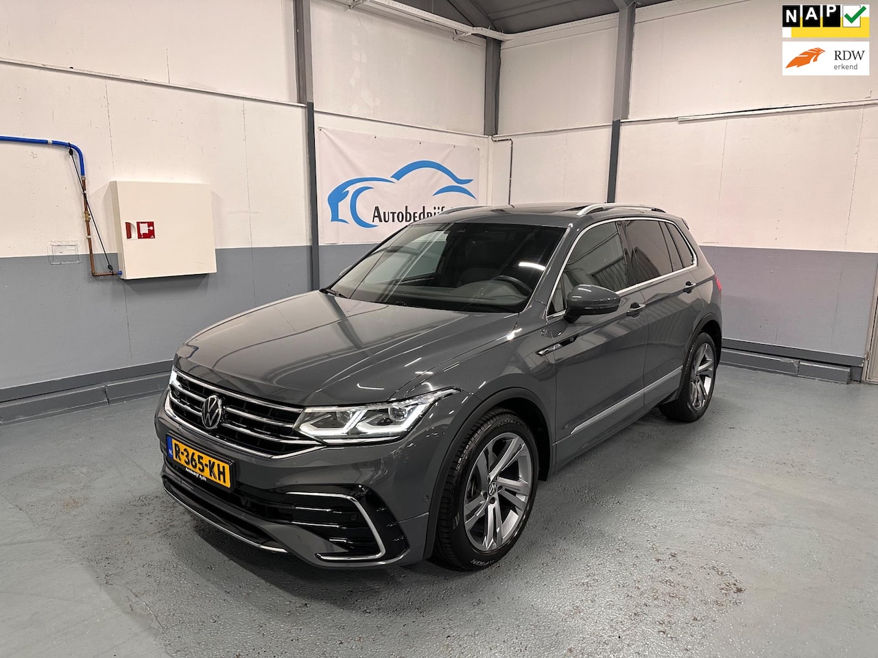 Volkswagen Tiguan - 1.5 TSI R-Line Dsg 2021 37DKM Bomvol 150PK - AutoWereld.nl