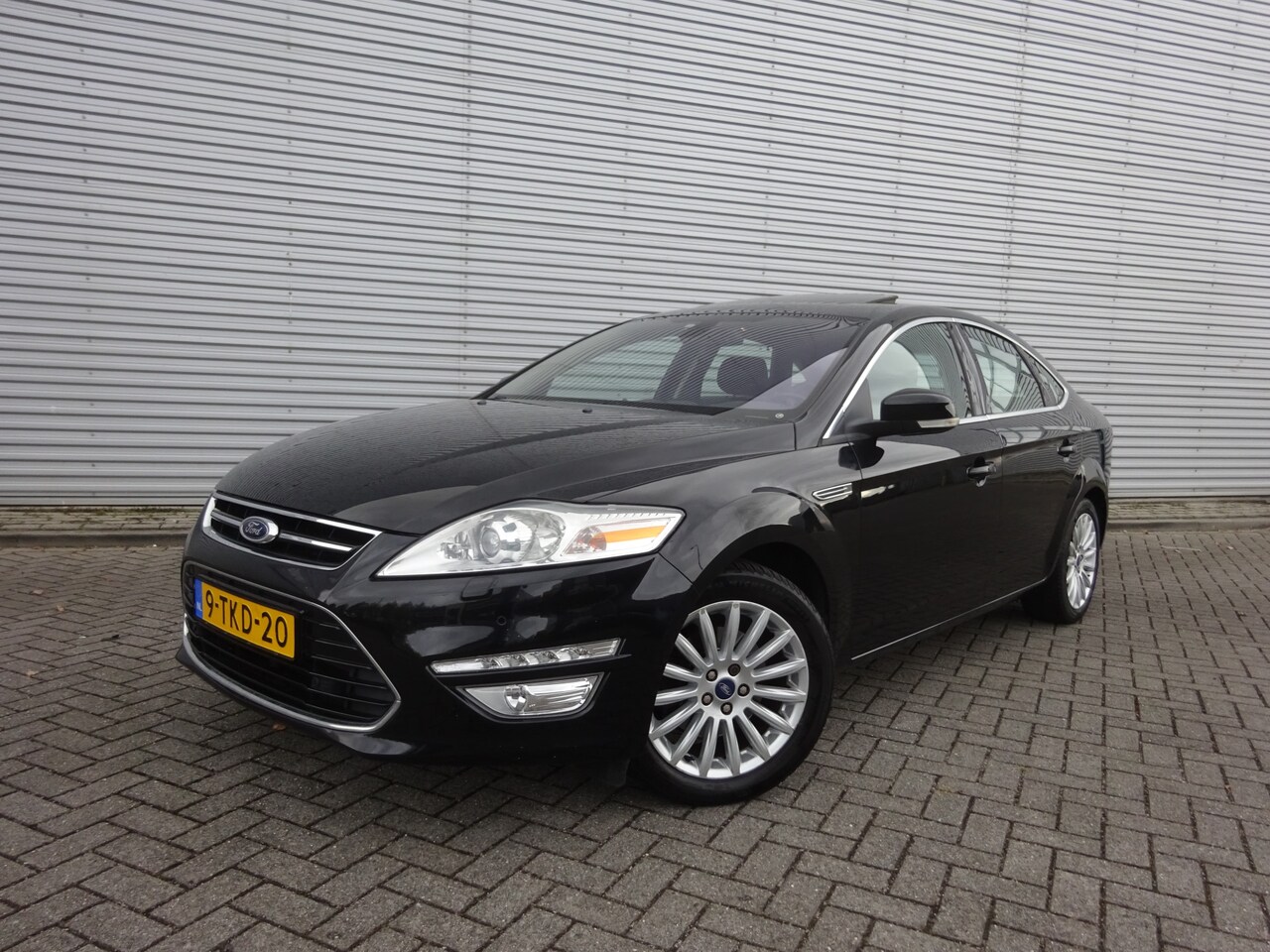 Ford Mondeo - 1.6 EcoBoost Platinum Navi / Trekhaak / Led / Lm velgen - AutoWereld.nl