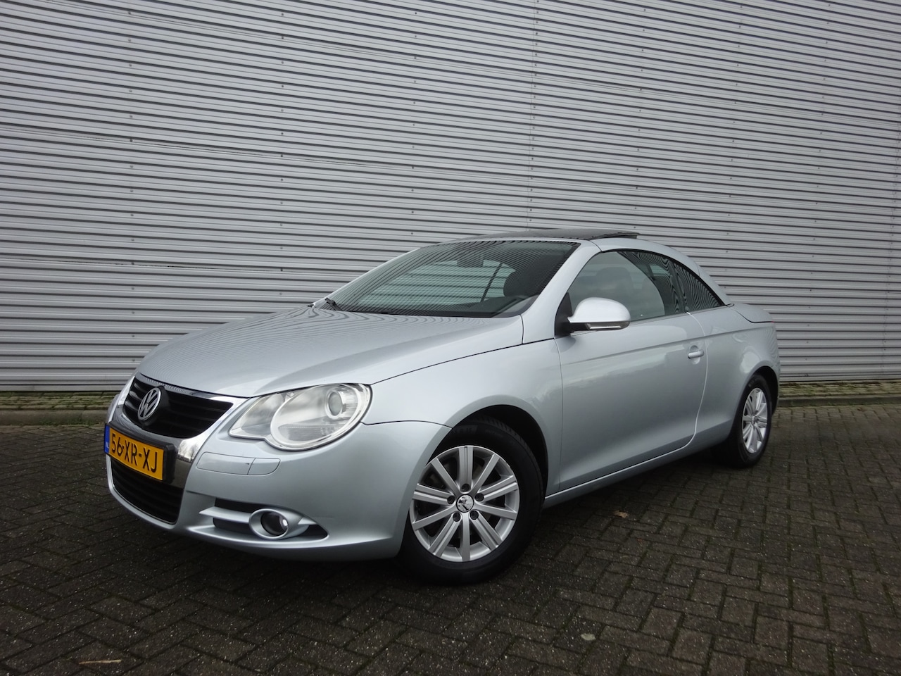 Volkswagen Eos - 2.0-16v FSI Climate control / Stoelverwarming / Cruise control - AutoWereld.nl