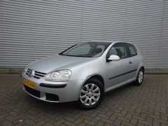 Volkswagen Golf - 1.4 FSI Businessline Airco / Elektr. ramen / Lm velgen / NAP