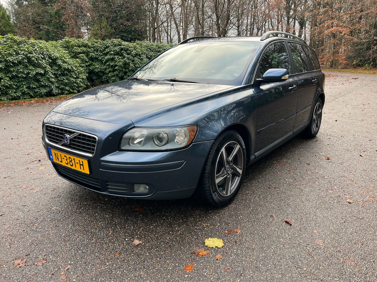 Volvo V50 - 2.4 Momentum Volvo V50 2.4i 180PK 210dkm / Trekhaak / Cruise / Allseason - AutoWereld.nl