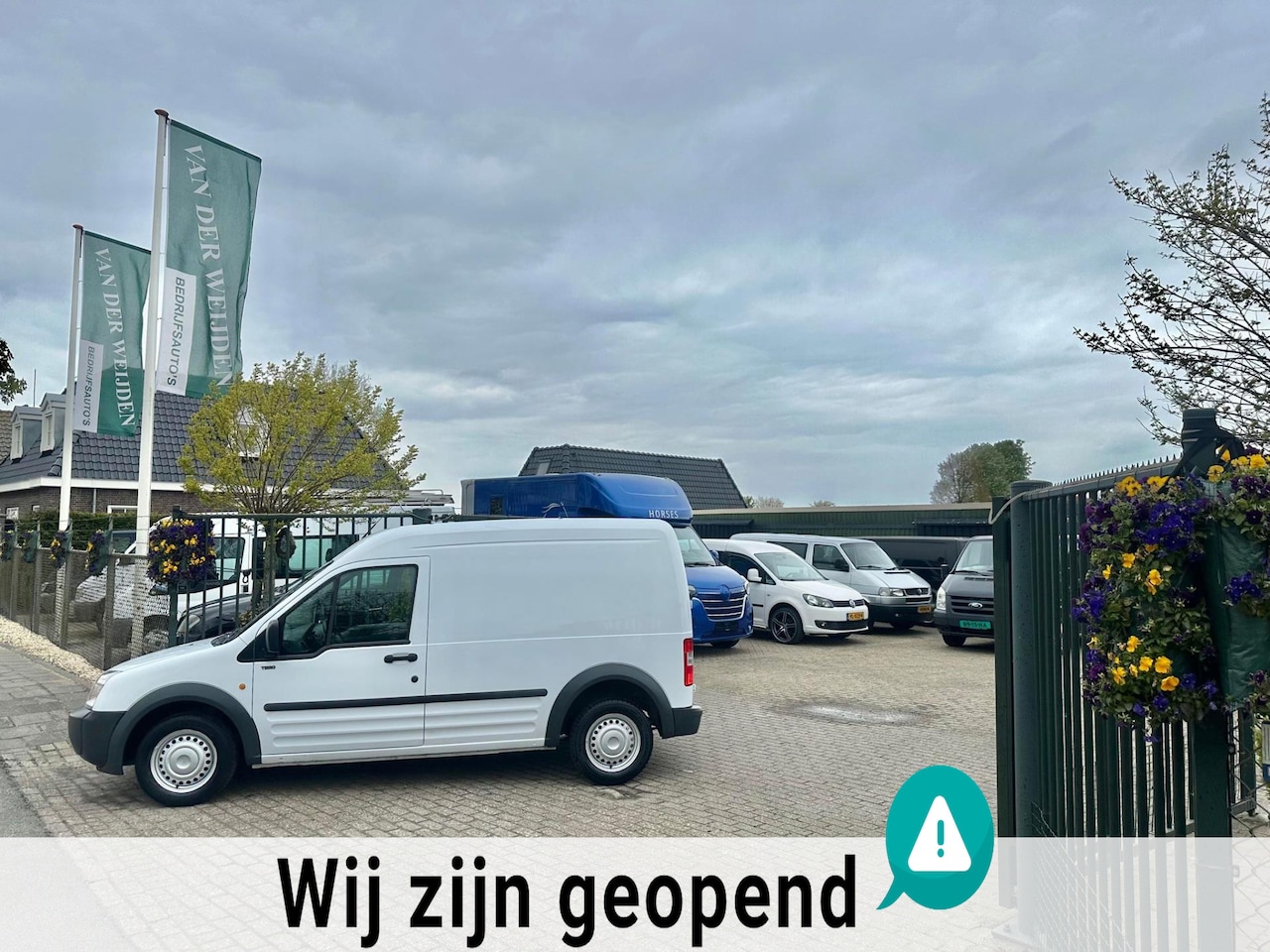 Ford Transit Connect - T230L 1.8 TDCi Airco/Fiscaal Gunstig!!! L2H2 Marge - AutoWereld.nl