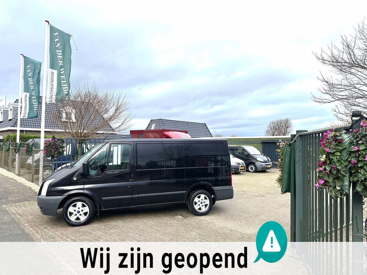 Ford Transit - 260S 2.2 TDCI Limited Euro 5 Marge 159.245 km! 3 Pers - AutoWereld.nl