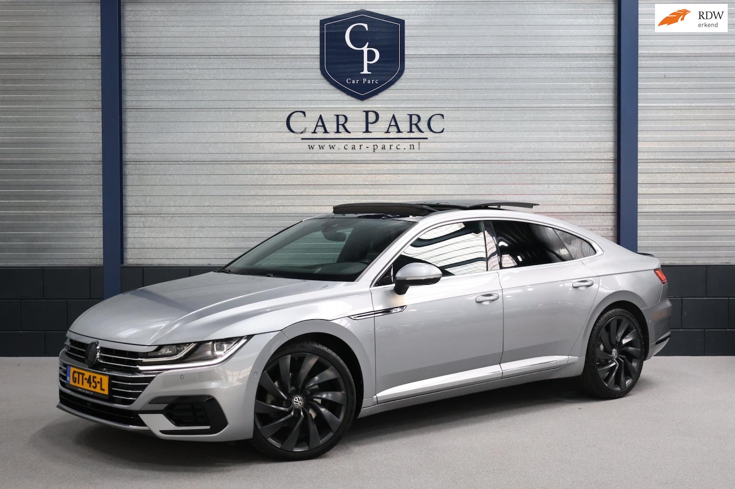 Volkswagen Arteon - 2.0 TSI R-line LED/VIRTUAL/PANO/LEER+S.VERWARMING+MASSAGE/KEYLESS/20" LMV/360 CAM/LINE/ACC - AutoWereld.nl