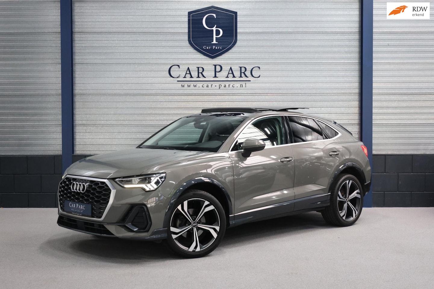 Audi Q3 Sportback - 35 TFSI S Edition S-LINE/LED/VIRTUAL/PANO/ALCANTARA+S.VERWARMING/NAVI/20" LMV/PDC/ACC/ECC/ - AutoWereld.nl