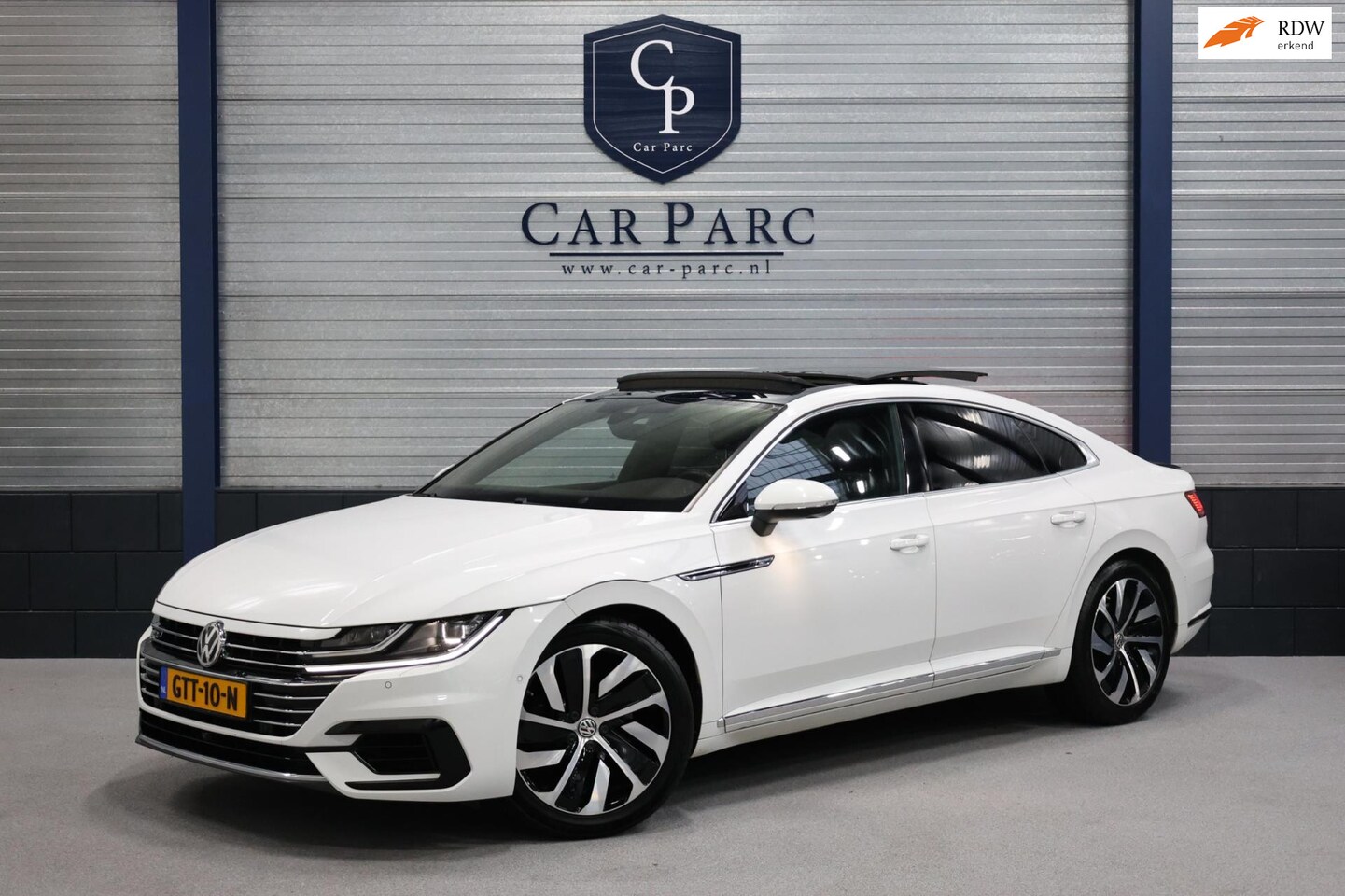 Volkswagen Arteon - 2.0 TSI 4Motion R 280PK 4Motion LED/VIRTUAL/SFEER/PANO/ALCANTARA+S.VERWARMING/19"LMV/360 C - AutoWereld.nl