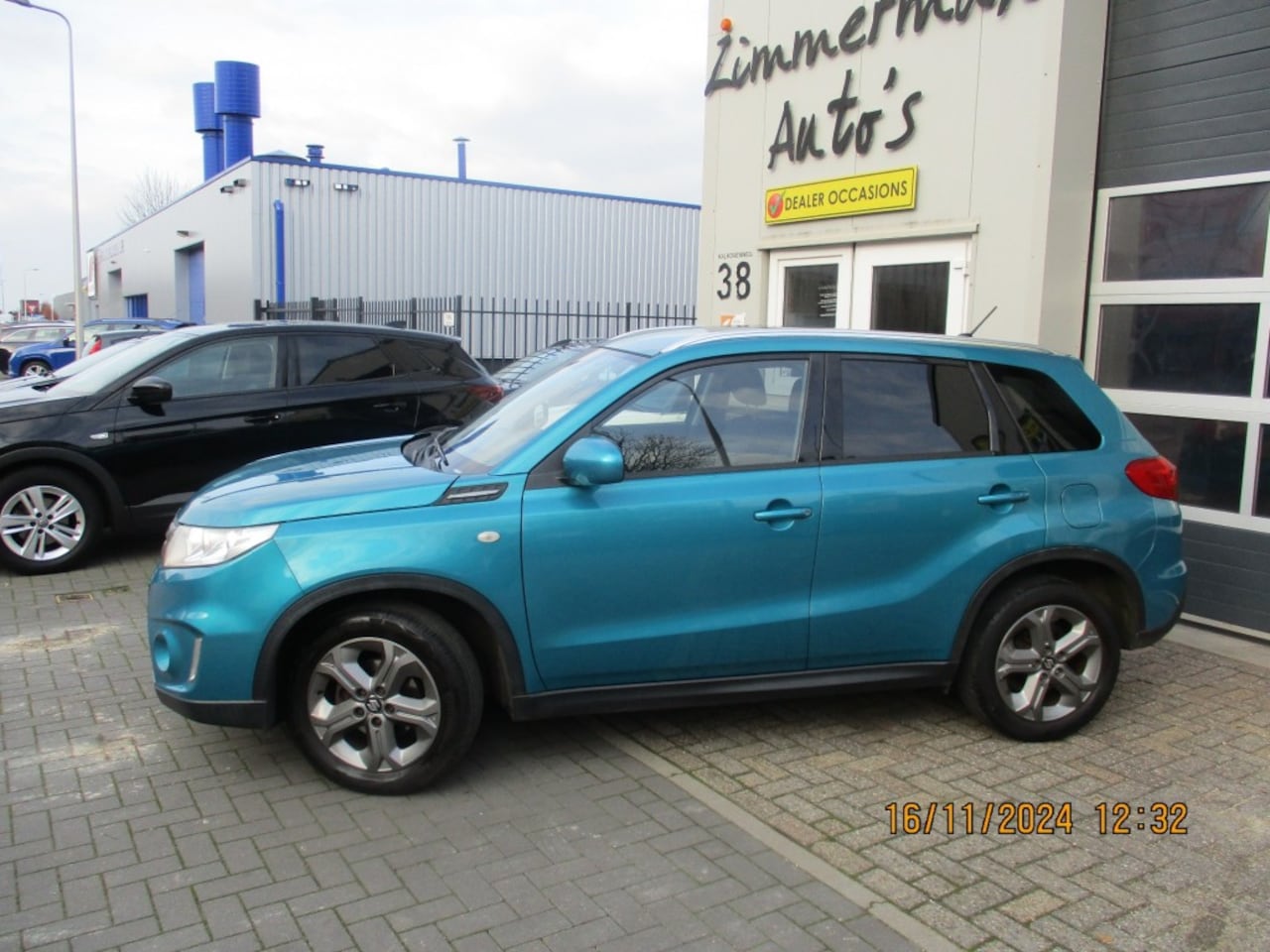 Suzuki Vitara - 106 Exclusive  Climte c./ Cc/ Stoelverw. / Trekhaak - AutoWereld.nl