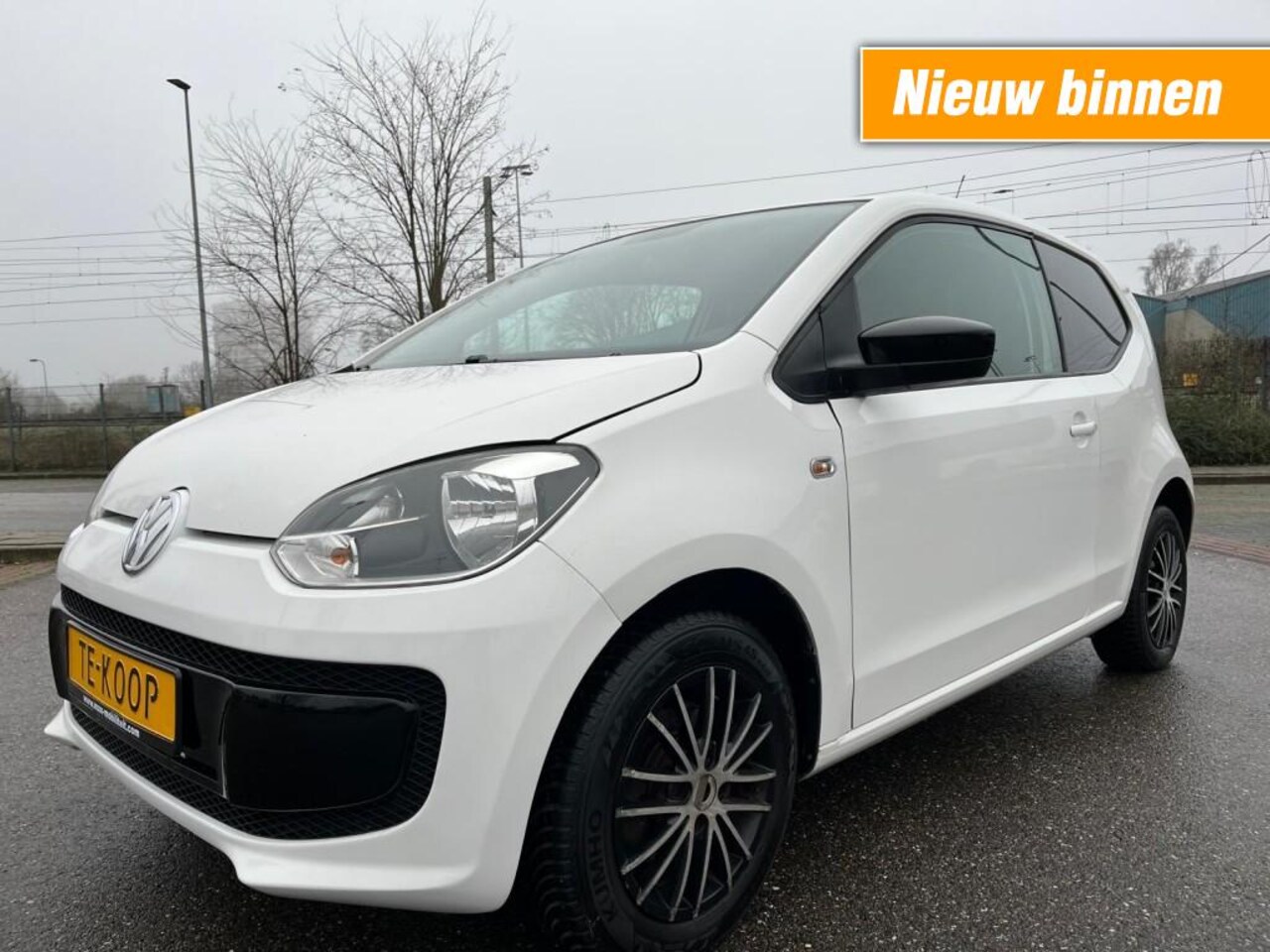 Volkswagen Up! - 1.0 / GTI UITVOERING / LEER  / AIRCO / PARKEERSENSOR - AutoWereld.nl