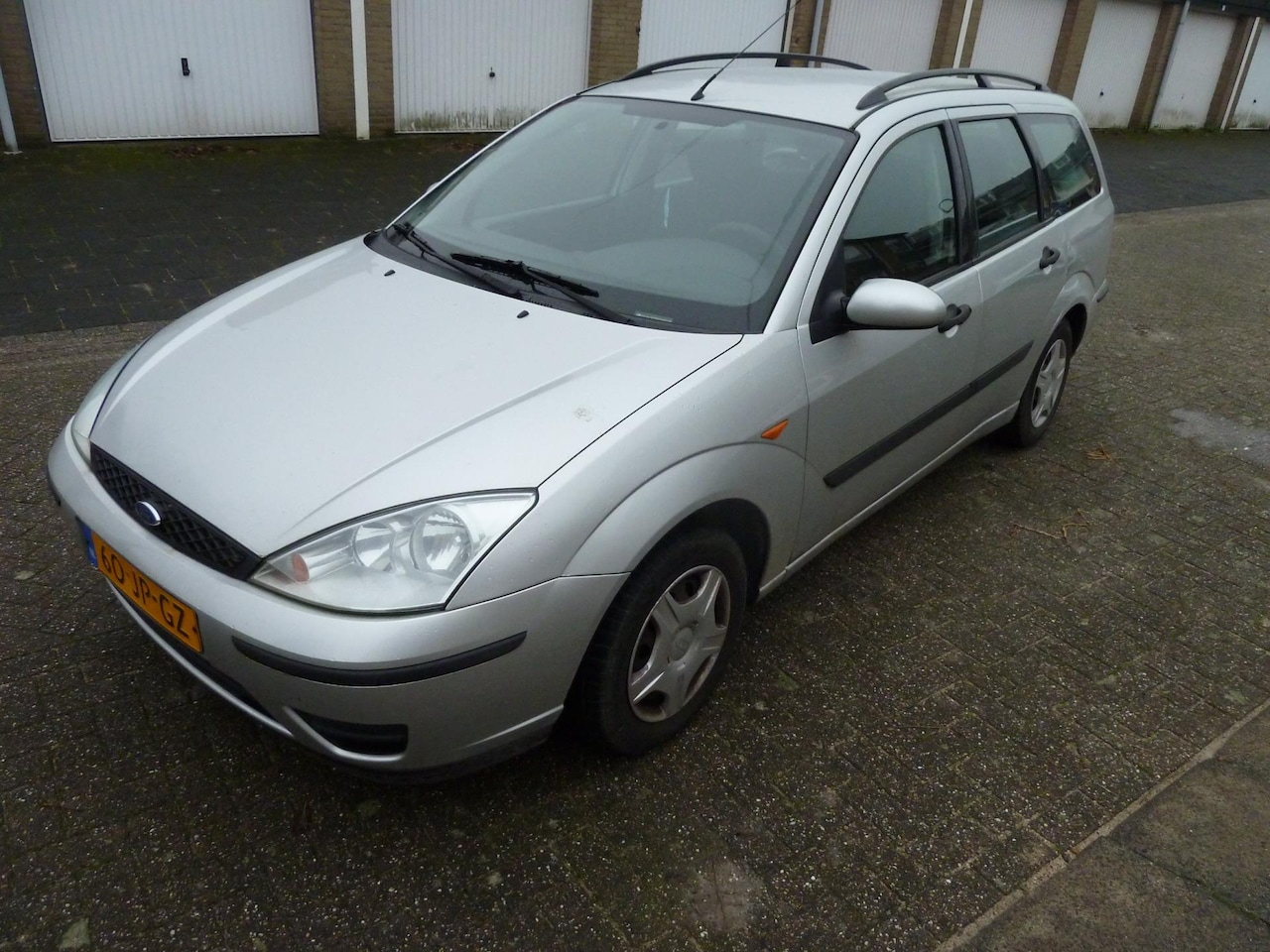 Ford Focus Wagon - 1.6-16V Cool Edition 1.6-16V Cool Edition - AutoWereld.nl