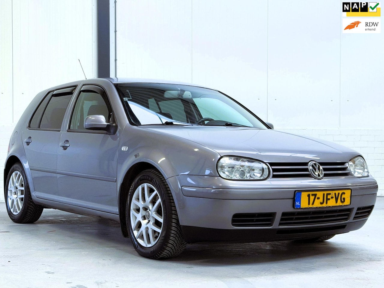 Volkswagen Golf - 2.3 V5 Highline Org NL - AutoWereld.nl