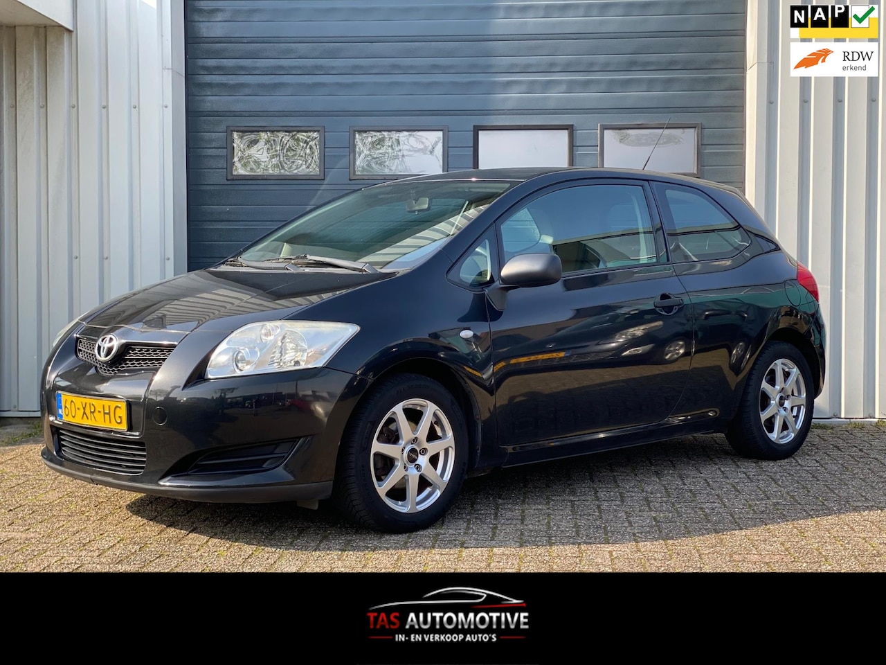 Toyota Auris - 1.4-16V Terra AIRCO / EL.RAMEN / APK / NAP - AutoWereld.nl