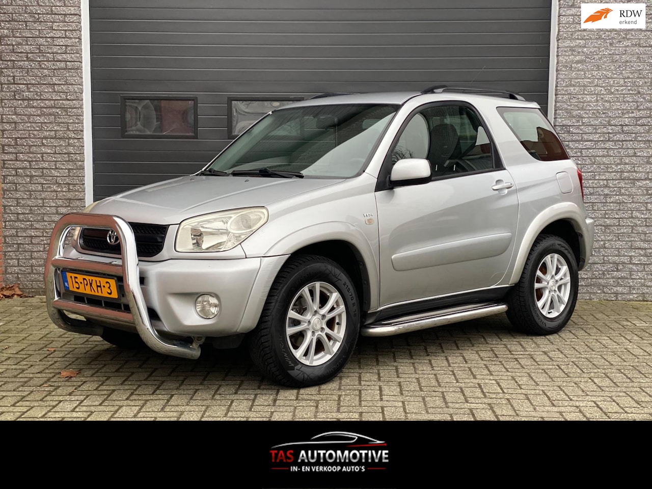 Toyota RAV4 - 2.0-16V VVT-i Sol 4x4 / AUTOMAAT / CLIMA / NAVI - AutoWereld.nl