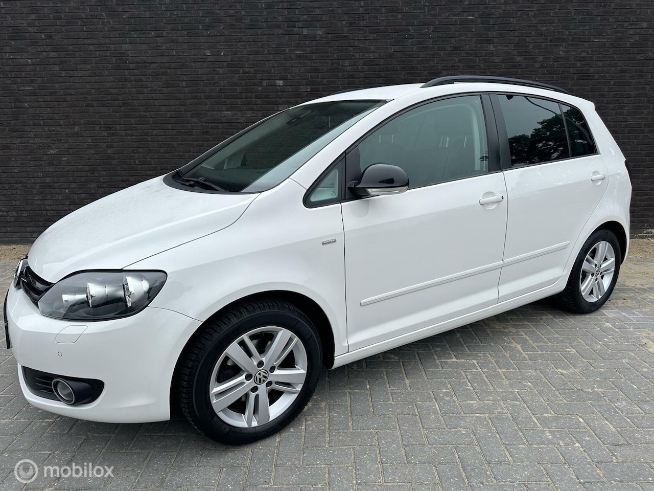 Volkswagen Golf Plus - 1.2 TSI Highline|PDC|Netjes|Nieuwe Apk! - AutoWereld.nl