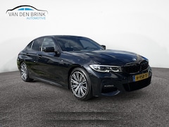 BMW 3-serie - 320i High Executive Edition