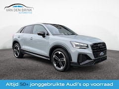 Audi Q2 - 35 TFSI S-line Matrix Pano Sonos Pijl grijs