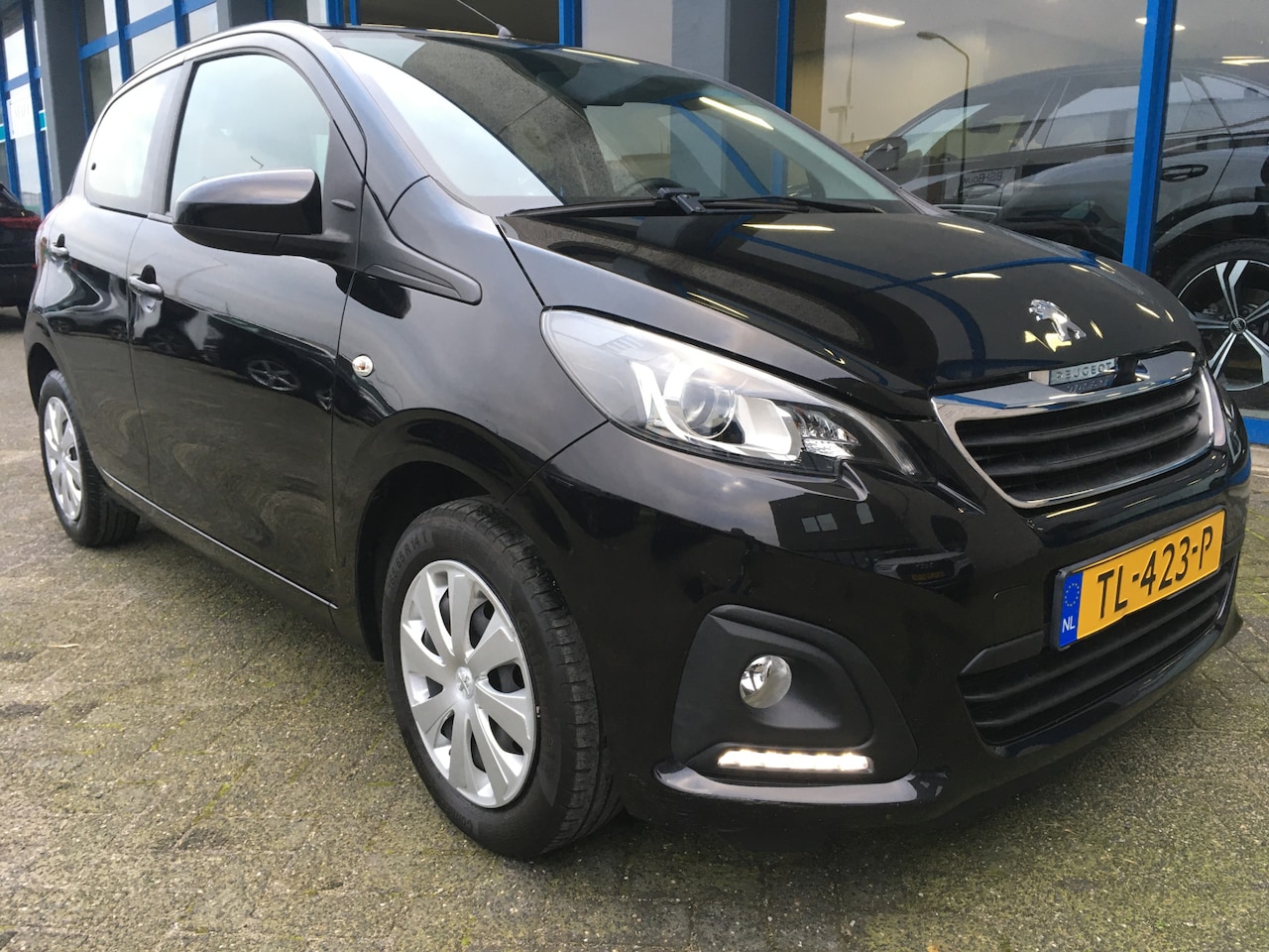 Peugeot 108 - 1.0 e-VTi Active 1.0 e-VTi Active - AutoWereld.nl