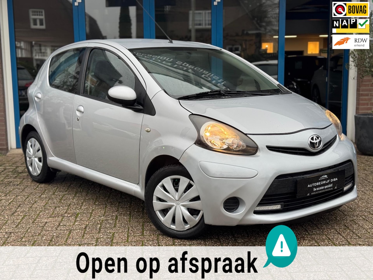 Toyota Aygo - 1.0 VVT-i Aspiration 2013 AUT NAVI AIRCO NAP! - AutoWereld.nl