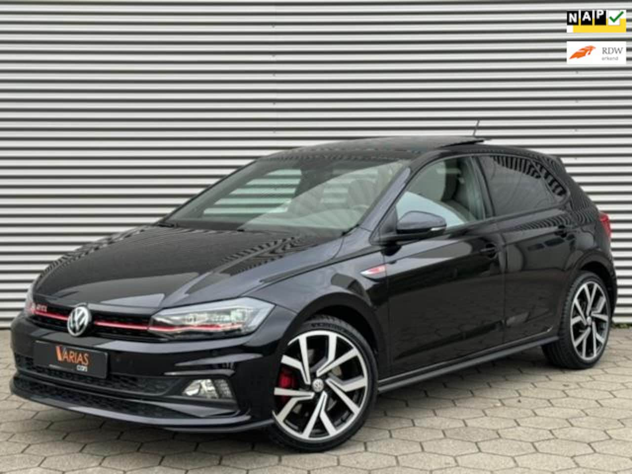 Volkswagen Polo - 2.0 TSI GTI Pano Beats Navi Cruise Keyless - AutoWereld.nl