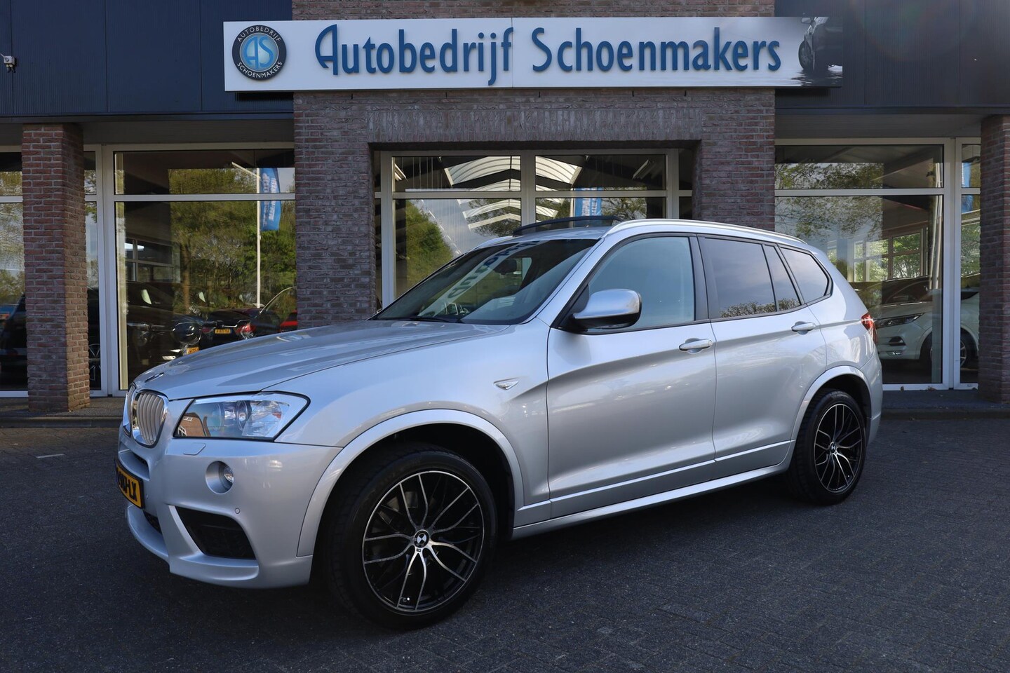 BMW X3 - xDrive28i High Executive M-SPORT PANO LEER+MEMORY NAVI-GROOT 2xPDC 19"LMV ELEC.KLEP STOELV - AutoWereld.nl