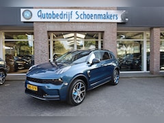 Lynk & Co 01 - 1.5 261PK 6, 6 Kwh LADEN 360-CAMERA PANO/SCHUIF INFINITY DAB NAVI CARPLAY STOELVERWARMING