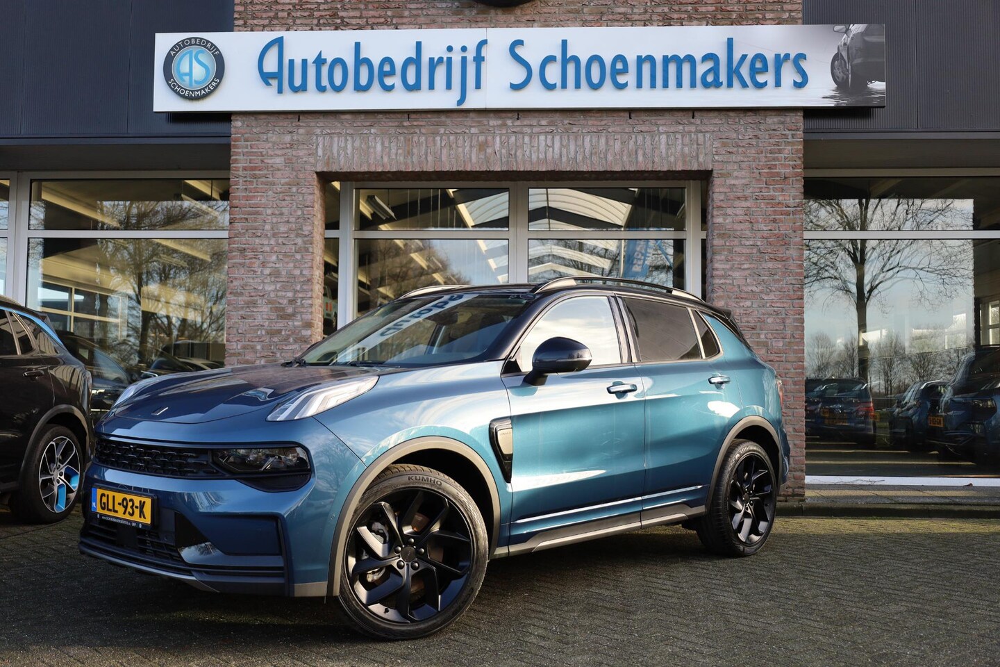 Lynk & Co 01 - 1.5 261PK! BLACKLINE+6,6Kwh LADER! 360-CAMERA PANO/SCHUIF INFINITY DAB NAVI CARPLAY STOELV - AutoWereld.nl