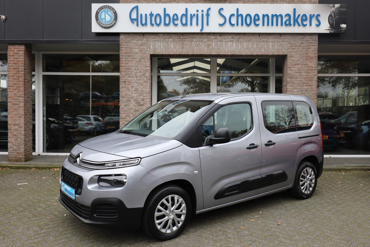 Citroën Berlingo - 1.2 PureTech 5-PERSOONS CRUISE CLIMA VERKEERSBORD/RIJBAANDETECTIE - AutoWereld.nl