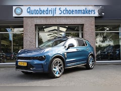 Lynk & Co 01 - 1.5 261PK 360-CAMERA PANO/SCHUIF INFINITY DAB NAVI CARPLAY STOELVERWARMING ELEK.ACHTERKLEP