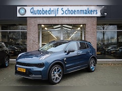 Lynk & Co 01 - 1.5 261PK 6.6Kwh LADEN 360-CAMERA PANO/SCHUIF INFINITY DAB NAVI CARPLAY STOELVERWARMING EL