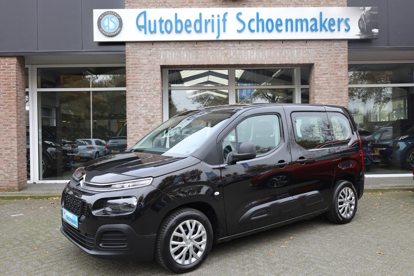 Citroën Berlingo - 1.2 PureTech 5-PERSOONS CRUISE CLIMA VERKEERSBORD/RIJBAANDETECTIE - AutoWereld.nl