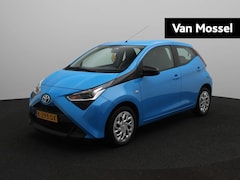 Toyota Aygo - 1.0 VVT-i x-play | Airco |16.400km | Apple car play | Camera | Cruise control