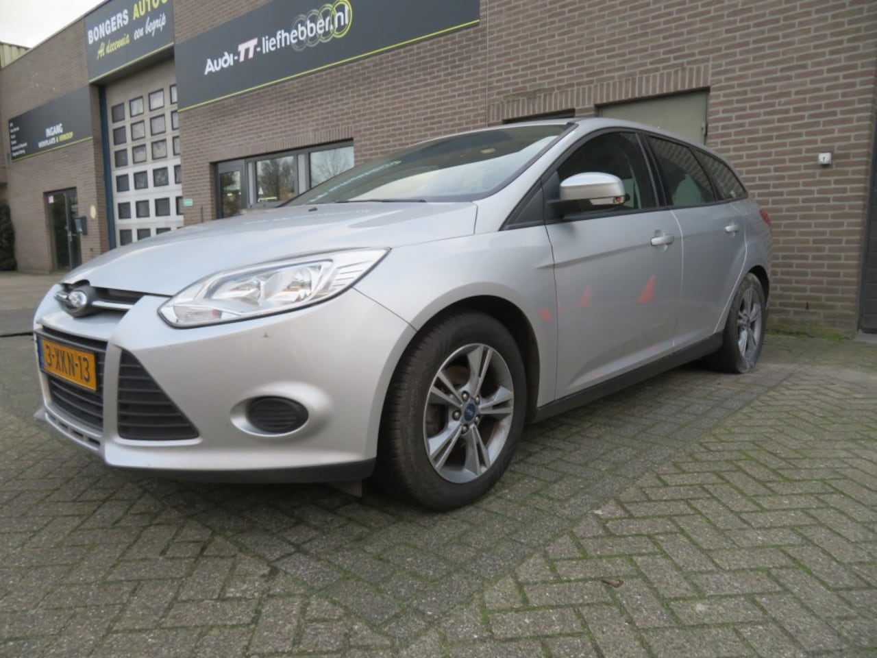 Ford Focus - 1.0 ECOB. Motor defect - AutoWereld.nl