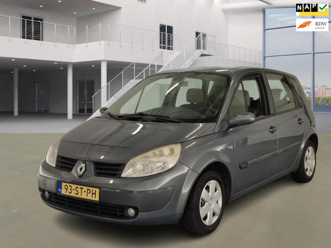 Renault Scénic - 1.6-16V Expression Comfort 1.6-16V Expression Comfort - AutoWereld.nl