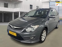 Hyundai i30 CW - 1.4i i-Motion/AIRCO/PSENSOR/CRUISE/BOEKJES/2XSLEUTELS