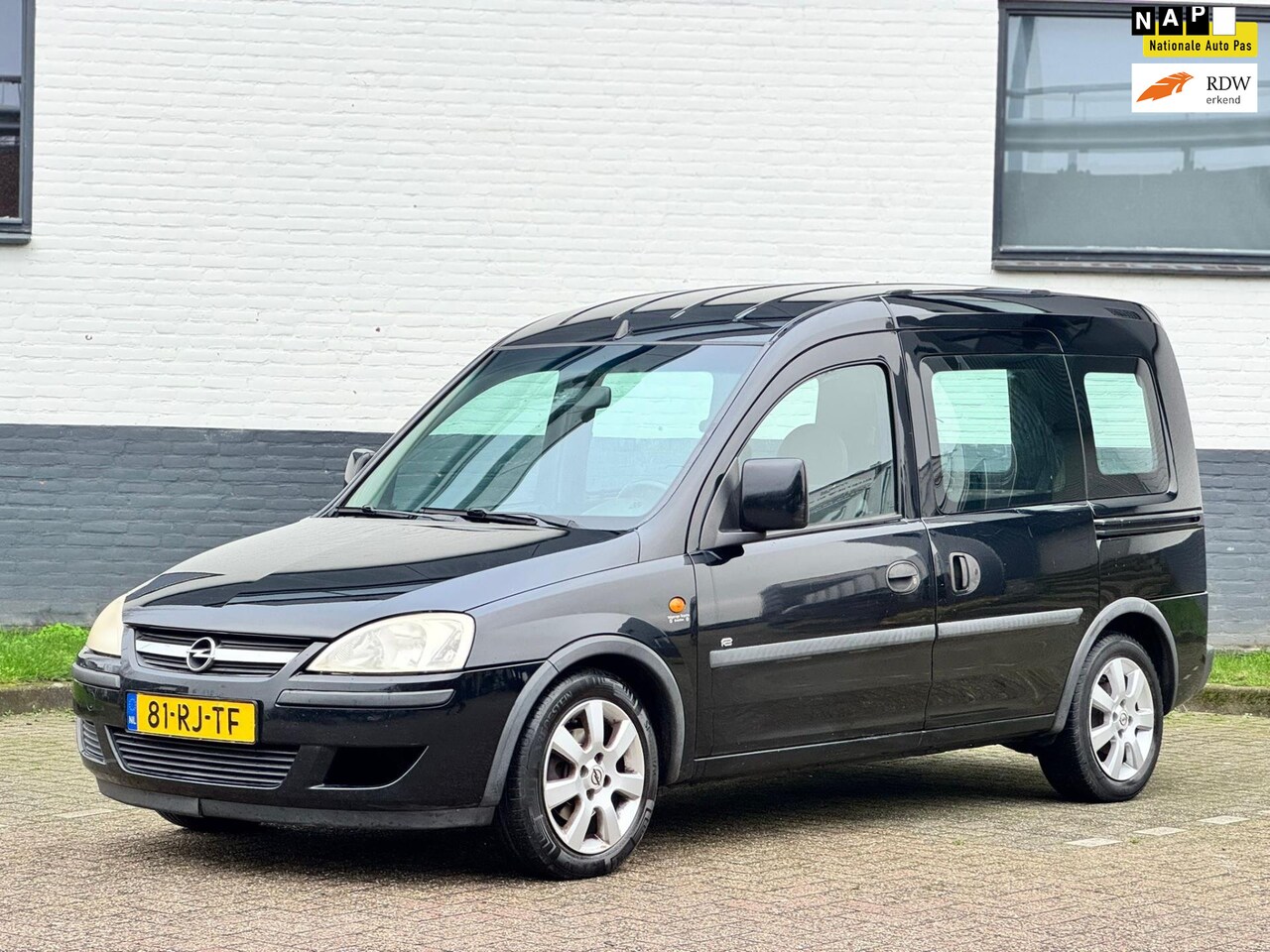 Opel Tour - 1.4-16V Maxx 1.4-16V Maxx - AutoWereld.nl