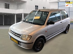 Daihatsu Cuore - 1.0-12V STi