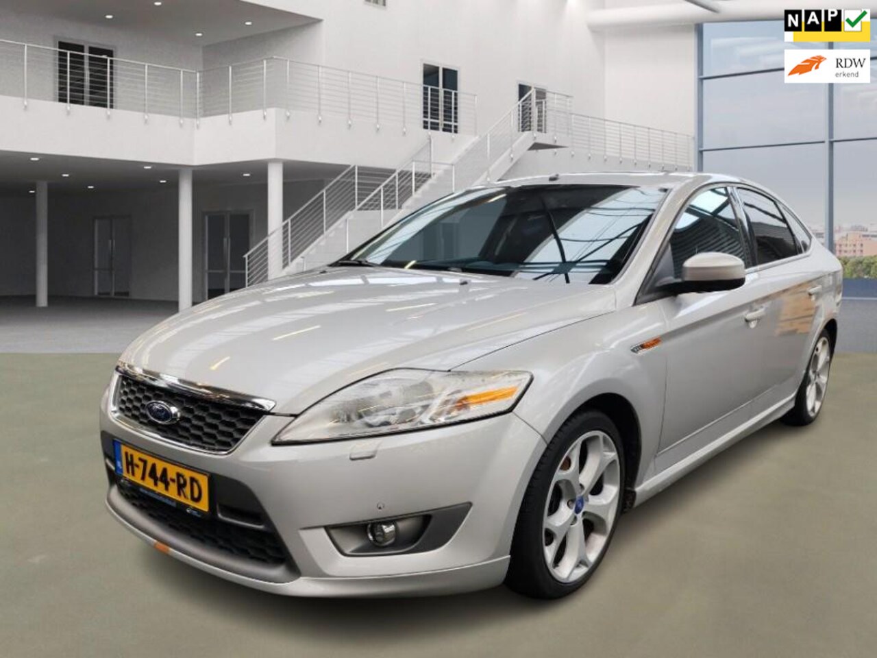 Ford Mondeo - 2.2 TDCi Titanium/PANO/XENON/NAVI/PDC/HALFLEDER/STOELVERW/ - AutoWereld.nl