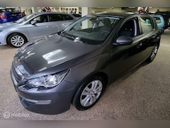 Peugeot 308 - 1.2 PureTech Blue Lease Executive