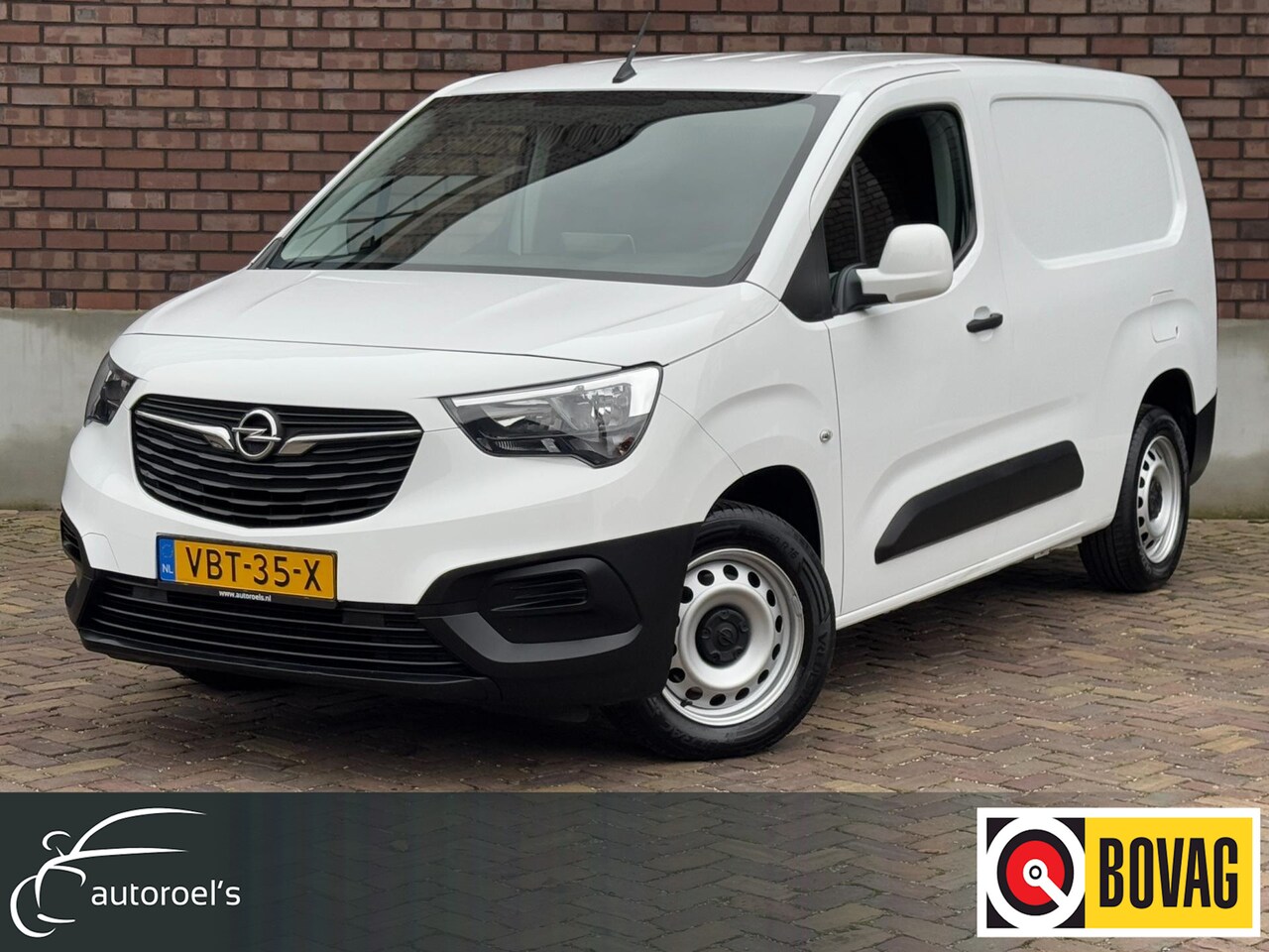 Opel Combo - 1.6D L2H1 Edition / 100 PK / Navigatie / Cruise Control / Parkeersensoren / 1e Eigenaar / - AutoWereld.nl