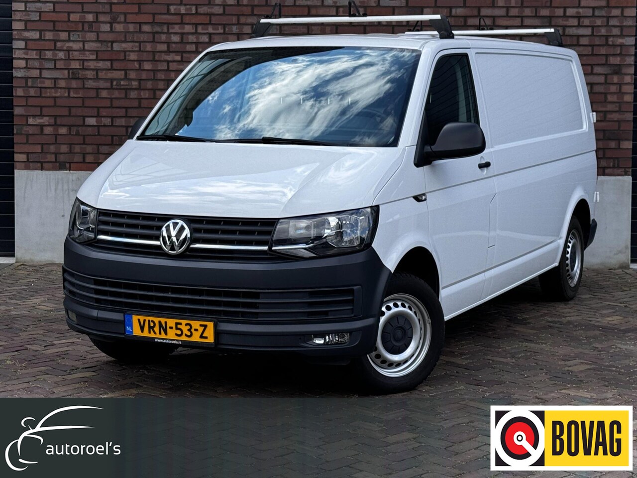 Volkswagen Transporter - 2.0 TDI L2H1 / 102 PK / Airco / 3 Pers. / Bij 100.998 KM Beurt gehad + Remmen vervangen - AutoWereld.nl