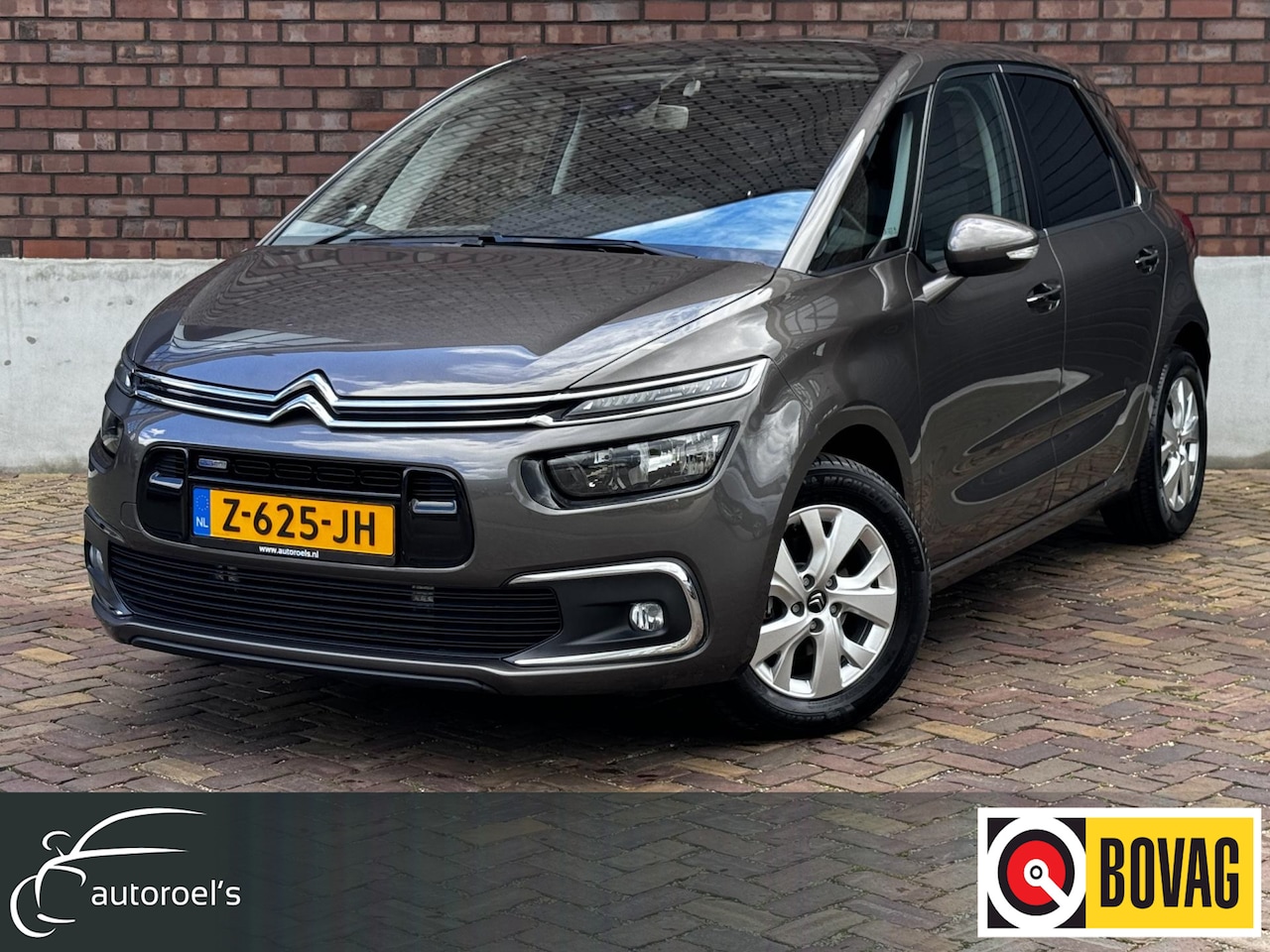 Citroën C4 Picasso - 1.2 PureTech Feel / 130 PK / Trekhaak / Navigatie + Camera / Automaat / Climate control / - AutoWereld.nl