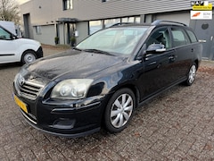 Toyota Avensis Wagon - 1.8 VVTi Terra