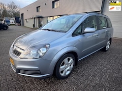 Opel Zafira - 1.8 Executive