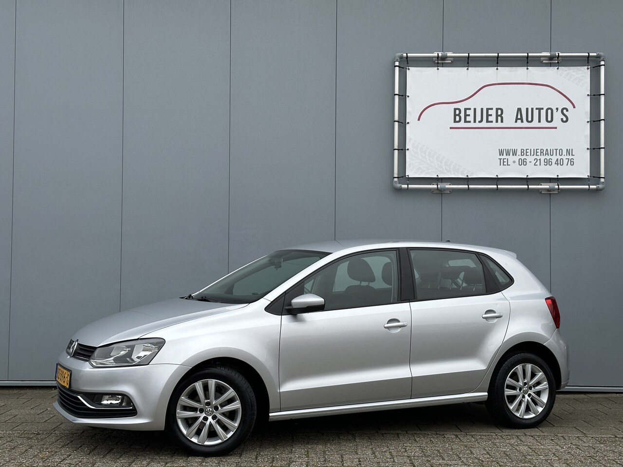 Volkswagen Polo - 1.2 TSI Comfortline Airco/Bluetooth/15inch. - AutoWereld.nl