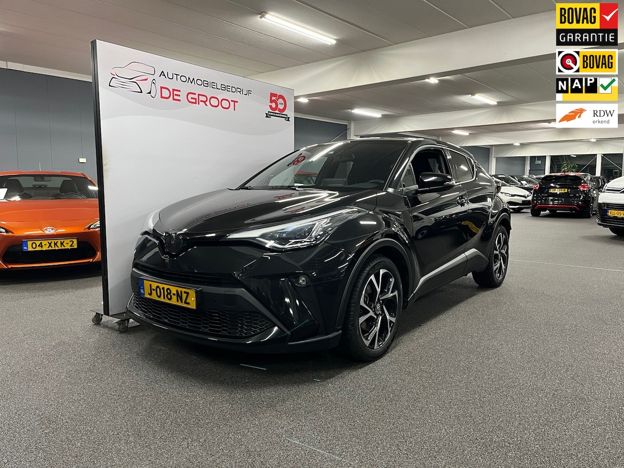 Toyota C-HR - 2.0 Hybrid First Edition / NL-auto / Camera - AutoWereld.nl