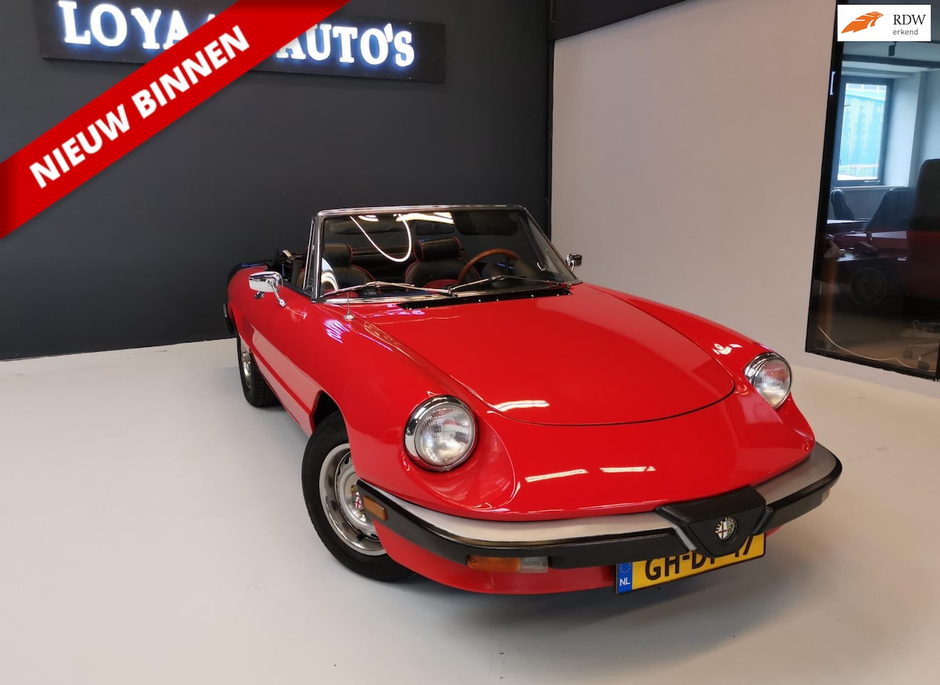 Alfa Romeo Spider - 2.0 QV |LEER|PDC|COMPLEET GERESTAUREERD|RADIO|NIEUW DAK - AutoWereld.nl