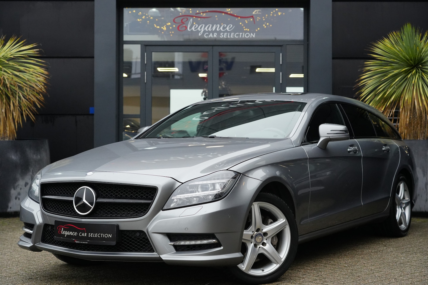 Mercedes-Benz CLS-klasse Shooting Brake - 350 CDI 4-Matic 266pk Navigatie/Stoelverwarming/DISTRONIC - AutoWereld.nl